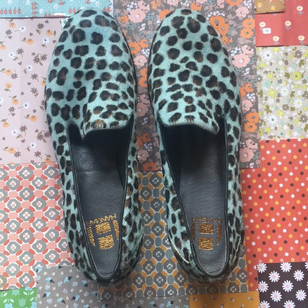 Hangar shoes